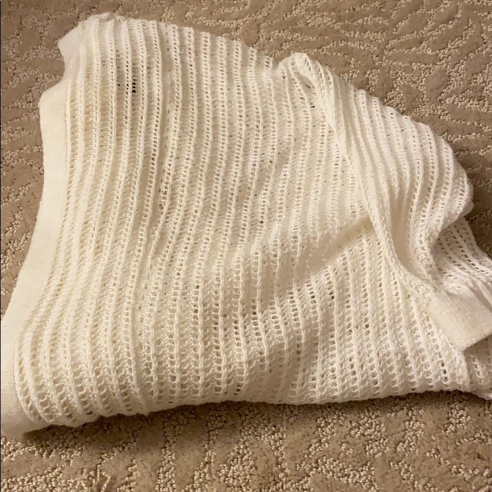 White knitted cardigan